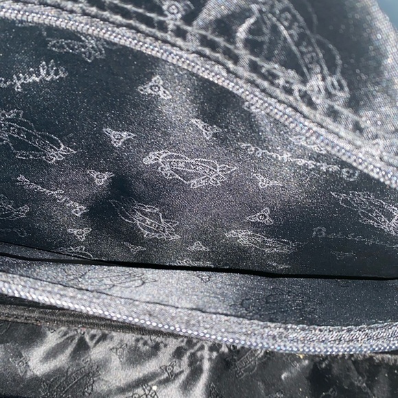 unique luggage Betsy Johnson, Gold, tone and gold studs with shoulder strap. - Picture 15 of 16